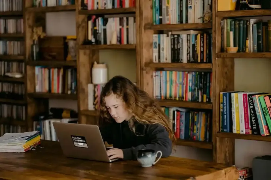 Distraction-Free Study How to study effectively without getting distracted environmental control