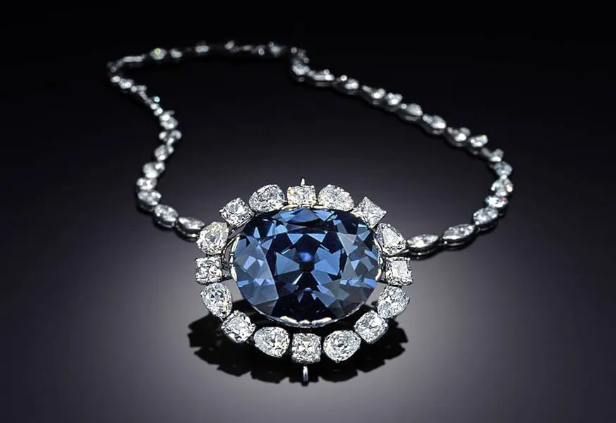 High Jewelry Names Most expensive jewelry brands in the world rare diamonds fine gemstones