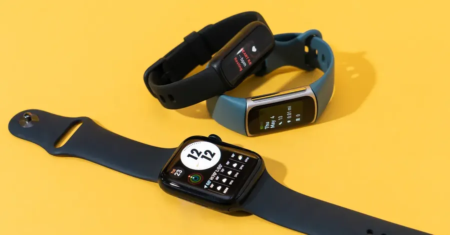 Best fitness trackers for beginners and long battery life smartwatches